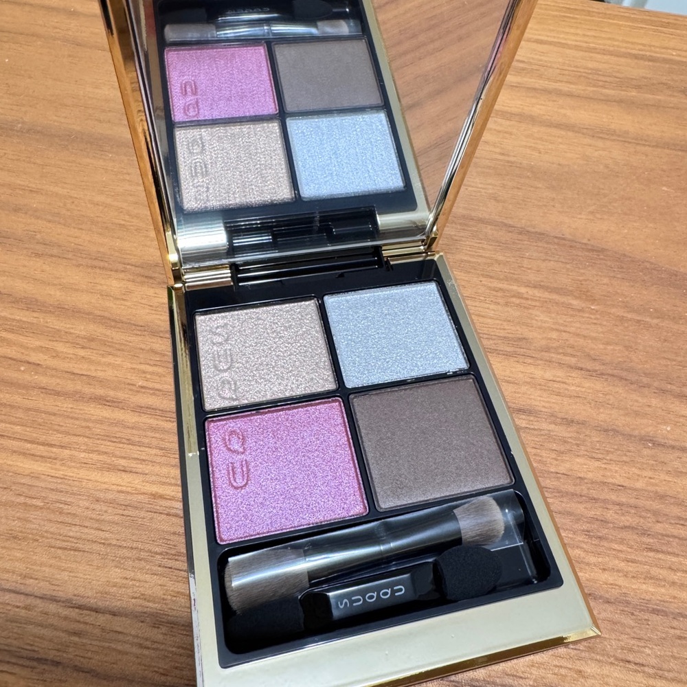 NEW SUQUU Eyeshadow 11 Yoiyukari